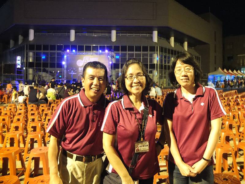  中秋夜廣場值勤