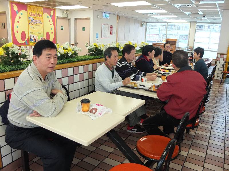 小組會議及聯誼