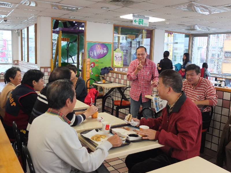小組會議及聯誼